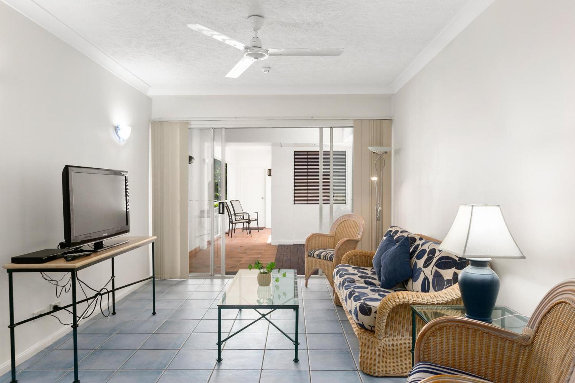 Alassio Beachfront Apartments Παλμ Κόουβ Δωμάτιο φωτογραφία
