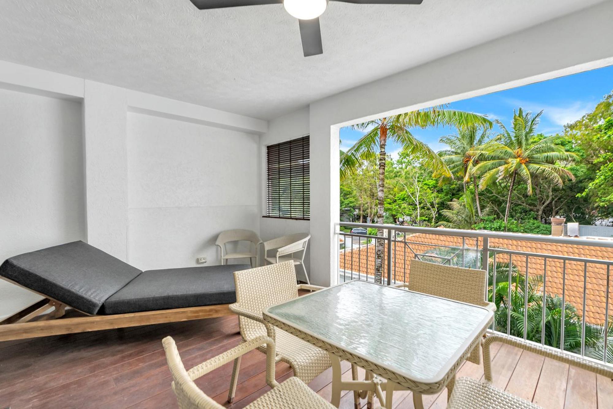 Alassio Beachfront Apartments Παλμ Κόουβ Δωμάτιο φωτογραφία
